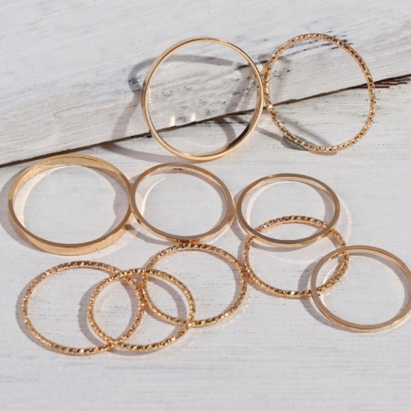 Minimalist Set of 9 Stackable Gold or Silver Rings - Picture 7 of 9